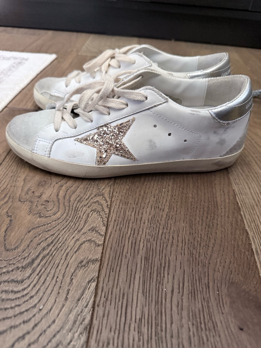 Golden Goose Super Star gold star